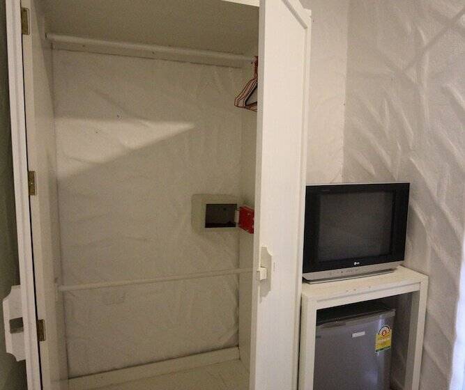 בית מלון כפרי The White