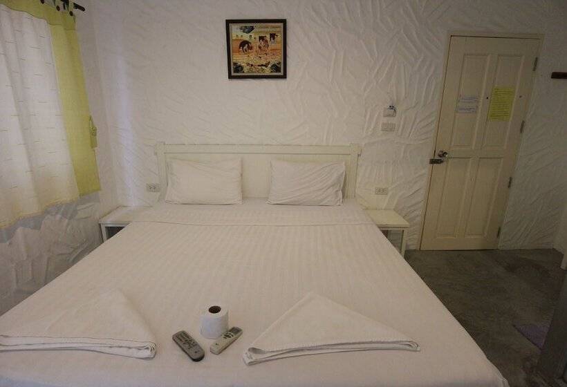 בית מלון כפרי The White