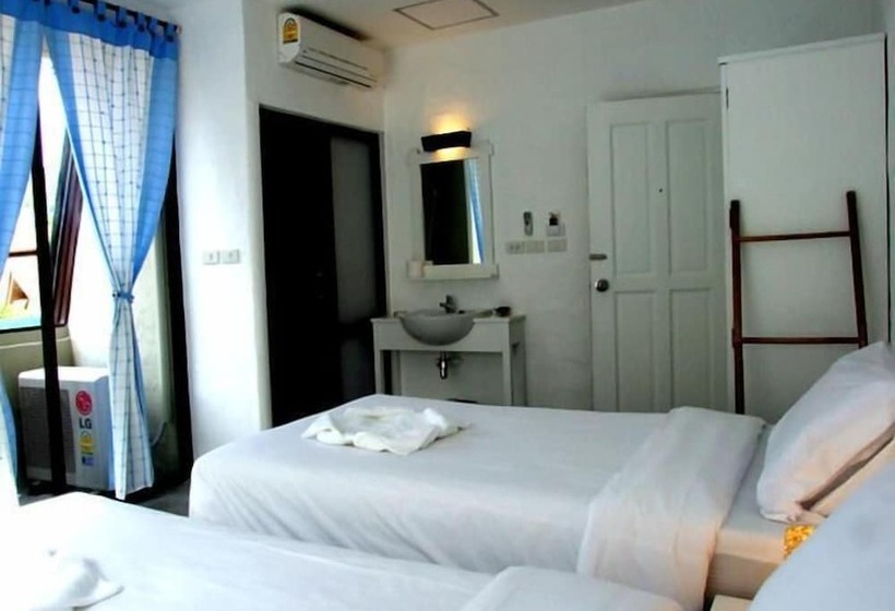 בית מלון כפרי The White