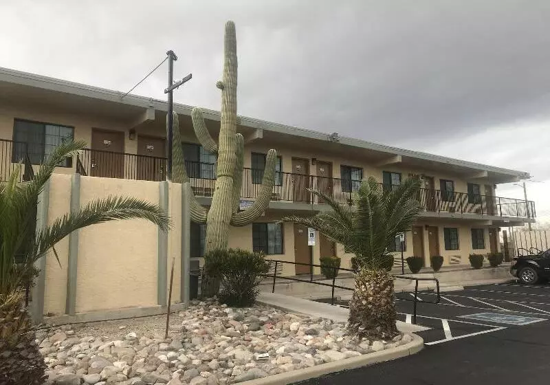 هتل Travel Inn Tucson