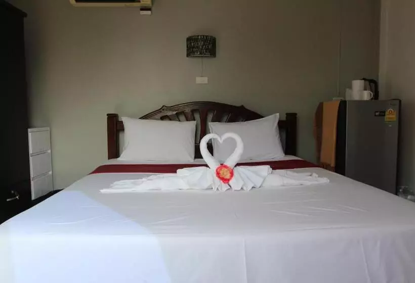 فندق Two Chefs Inn