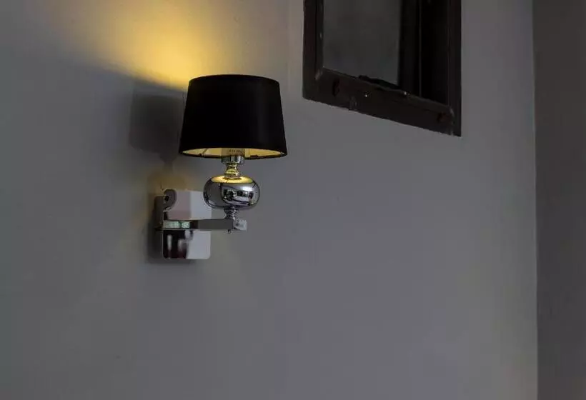 فندق Two Chefs Inn