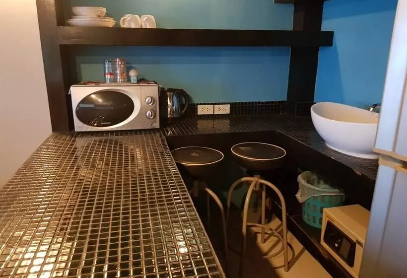 בית מלון כפרי Zone6 Coworking Beach Apartment