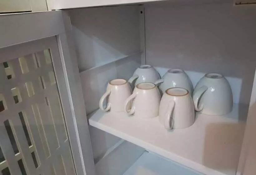 בית מלון כפרי Zone6 Coworking Beach Apartment