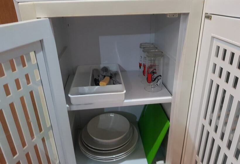 فندق Zone6 Coworking Beach Apartment