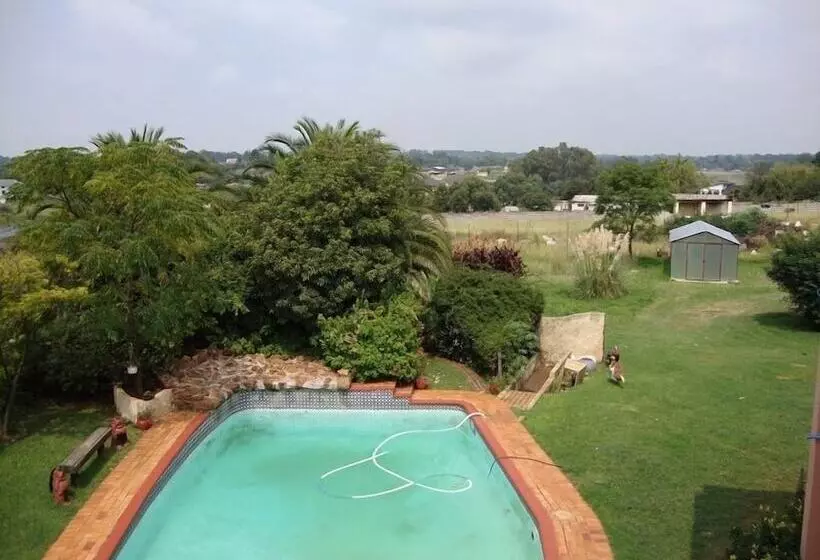 پانسیون Gateway Guesthouse