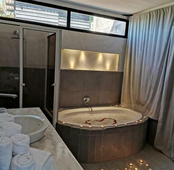 تختخواب و صبحانه Vita Mountain Lodge