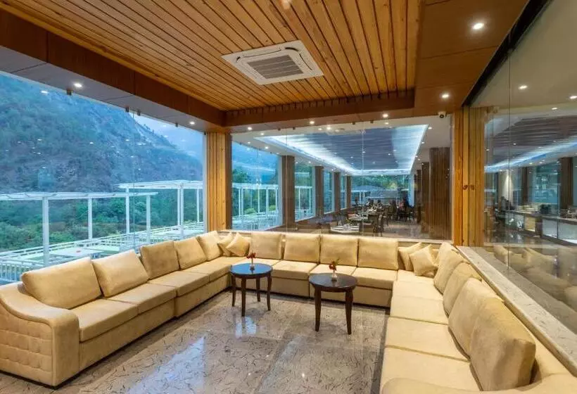 هتل Bhotekoshi Heli Resort