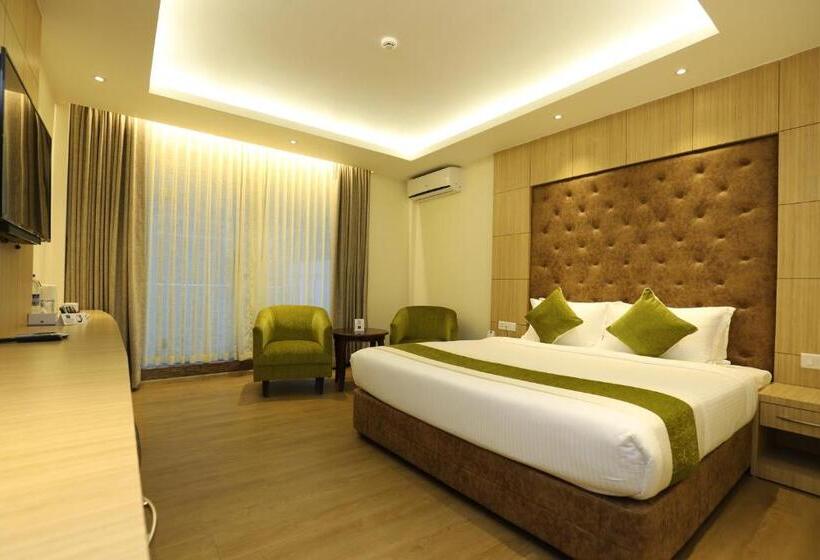 Hotel Bhotekoshi Heli Resort