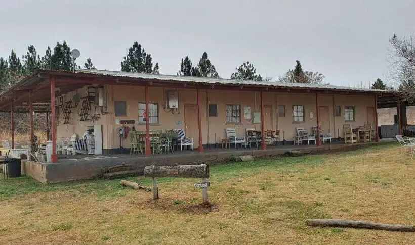 ホテル Drakensberg Bush Lodge And Backpackers