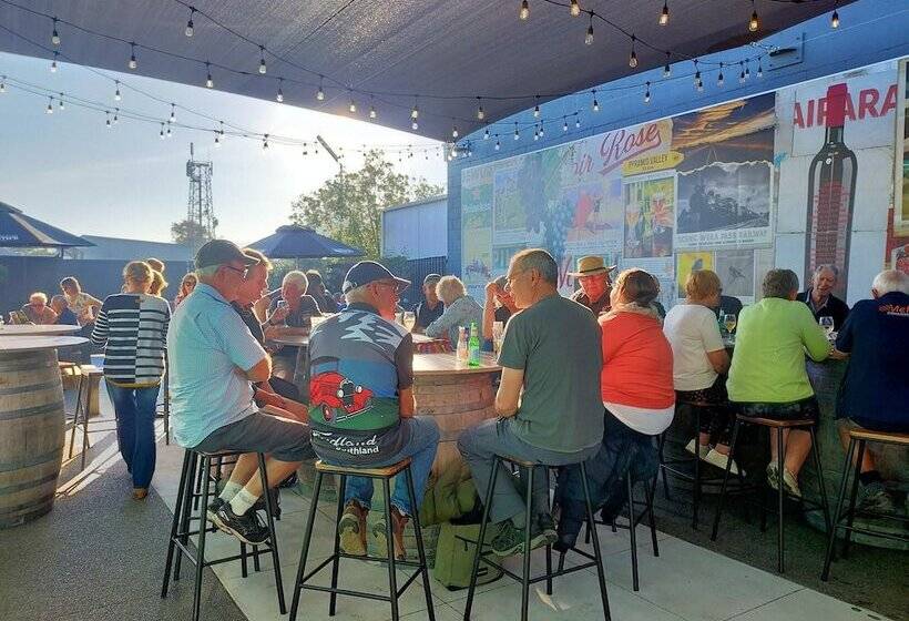 בית מלון כפרי The Amberley