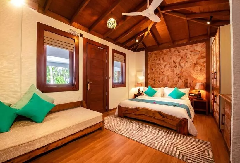 Island Luxury Boutique Hotel   Fulhadhoo