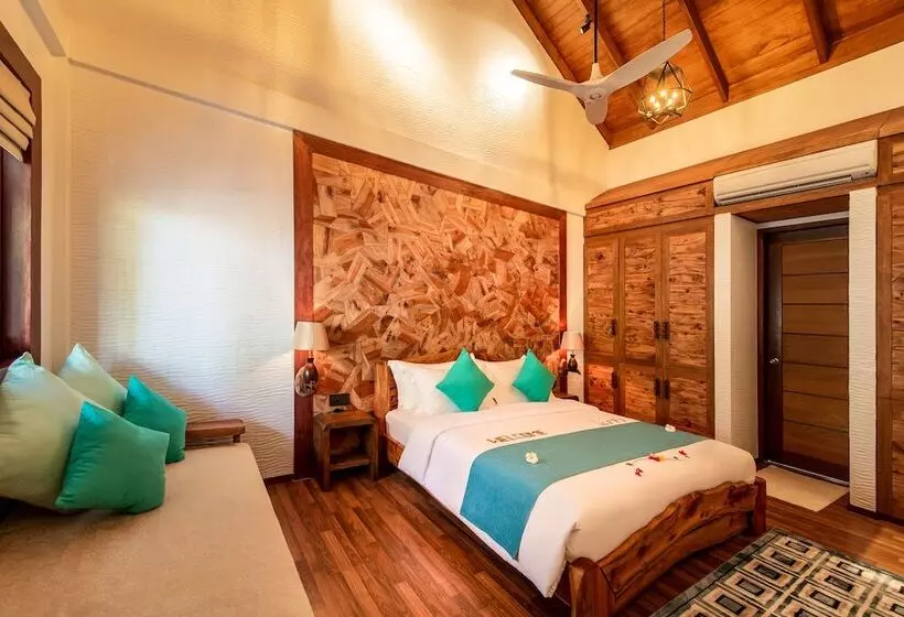 Island Luxury Boutique Hotel   Fulhadhoo