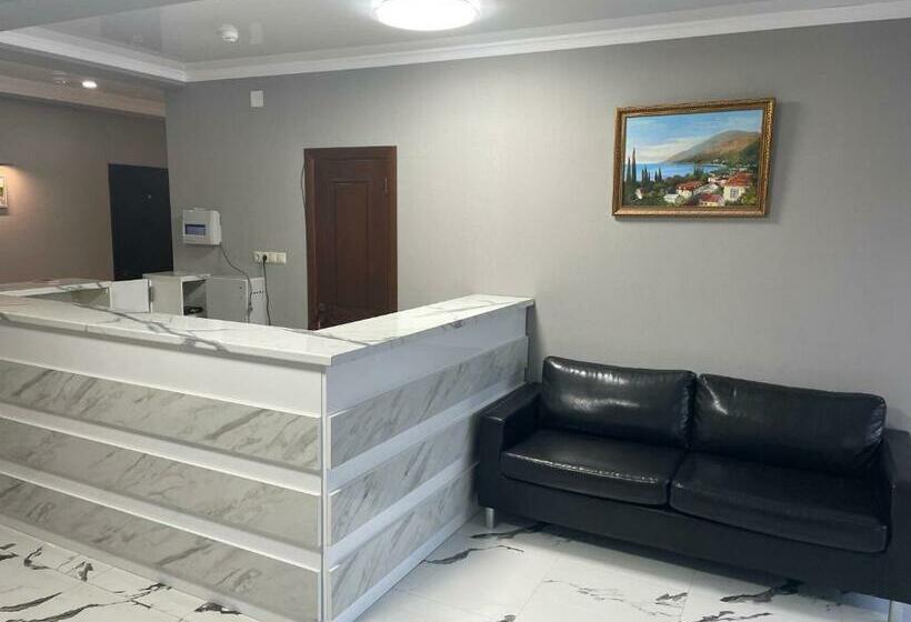 هاستل бугенвиллея