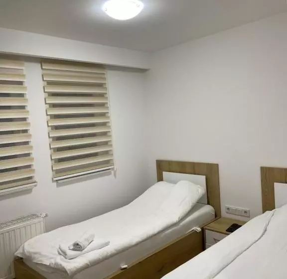 تختخواب و صبحانه Honey Valley Bjelašnica