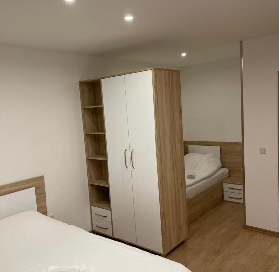 تختخواب و صبحانه Honey Valley Bjelašnica