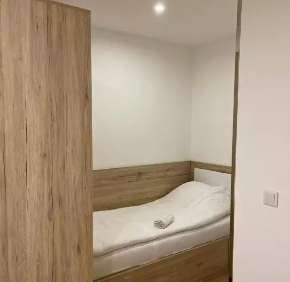 تختخواب و صبحانه Honey Valley Bjelašnica