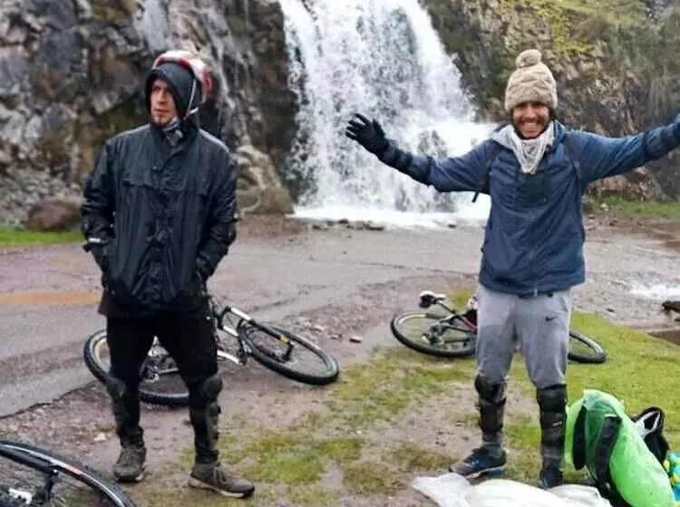 تختخواب و صبحانه Moutainbike House