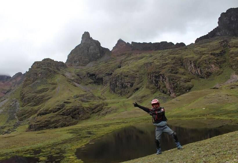 تختخواب و صبحانه Moutainbike House