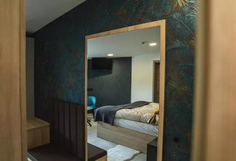 هتل B&b La Siesta