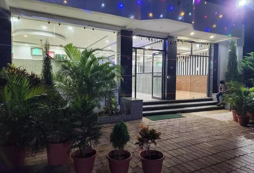 ホテル Golden Park Inn