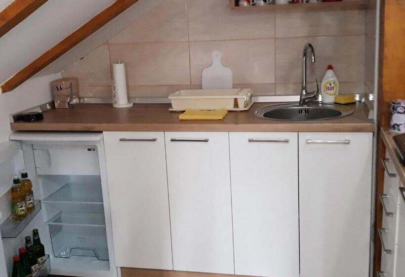 پانسیون Apartman Amalfi