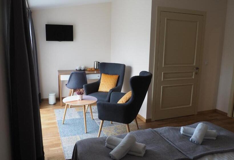 Pensão Svečių Namai žara