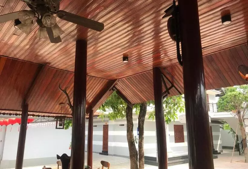 هتل An Hoà Ii