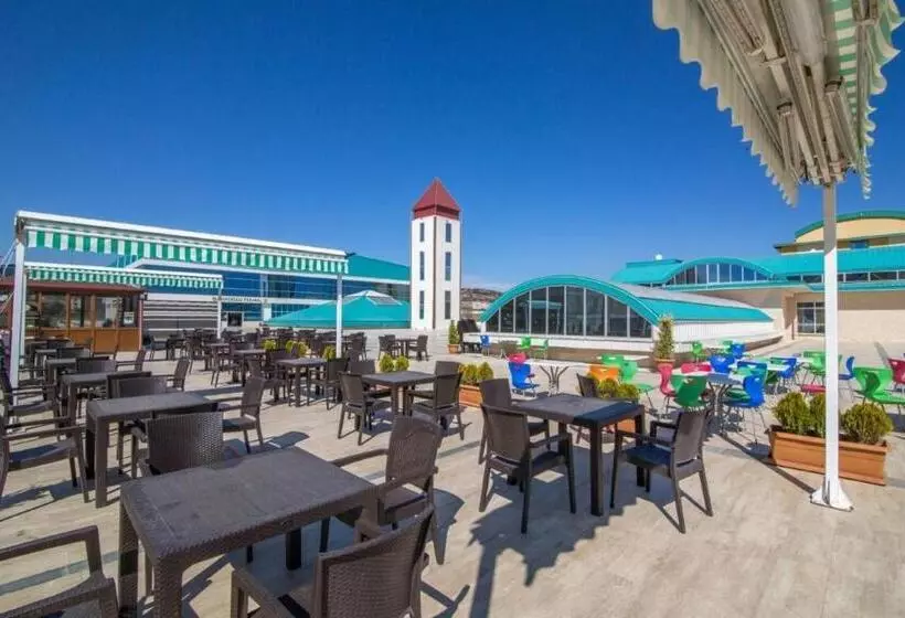 ホテル Arya Termal