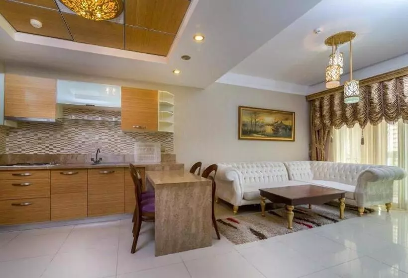 ホテル Arya Termal