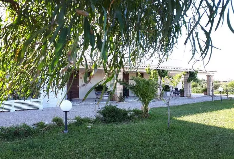 هتل Tenuta Almatellus