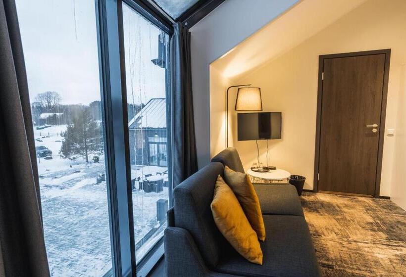 هتل Tulivee Villa