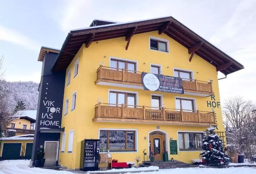 Hotelli Viktorias Home Kufstein