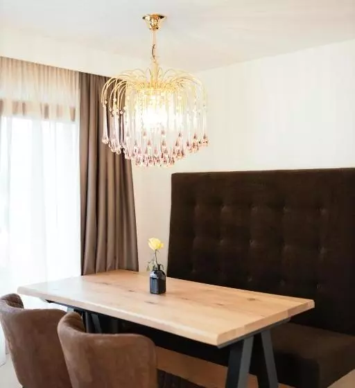 Hotelli Viktorias Home Kufstein