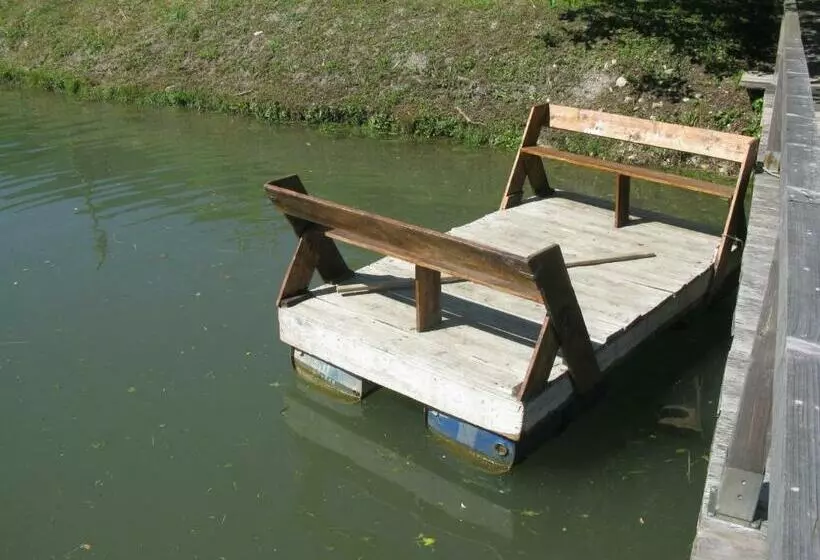 هتل Vodenica Lug