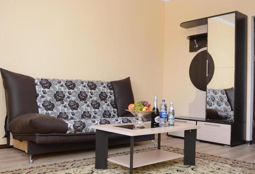 هاستل Mini Hotel Tulpar