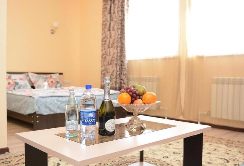 هاستل Mini Hotel Tulpar