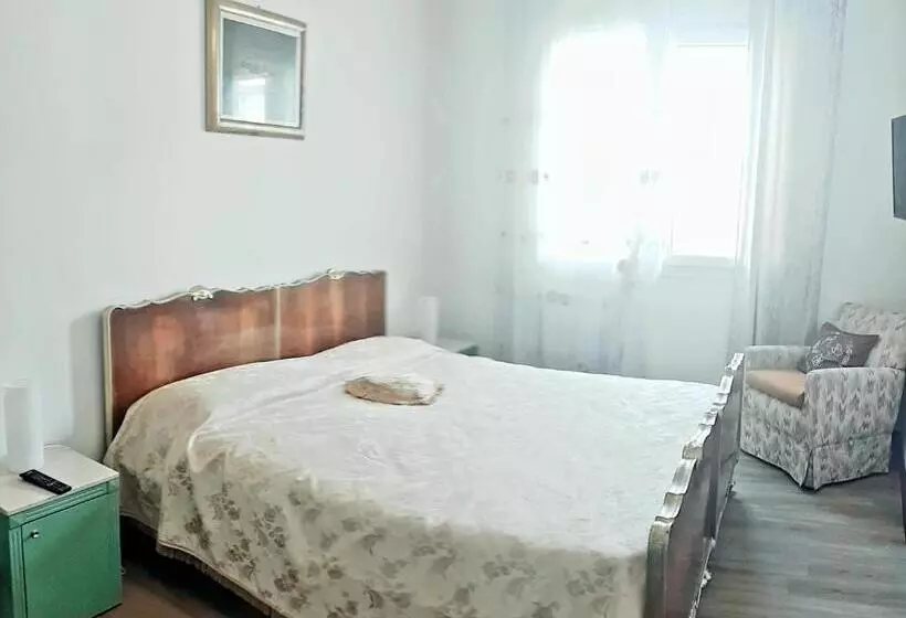 ベッドアンドブレックファースト Pop Art House Near Venice