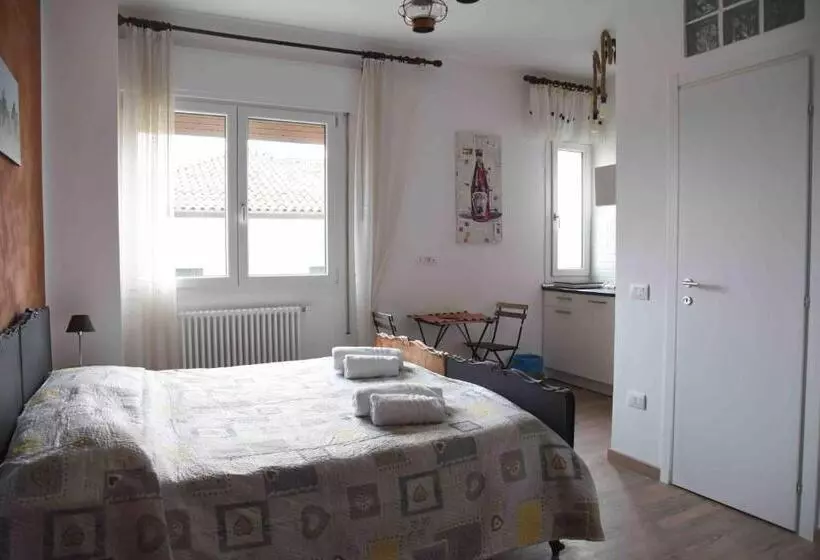 ベッドアンドブレックファースト Pop Art House Near Venice