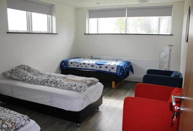 هتل Ljósavatn Guesthouse