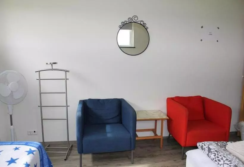 هتل Ljósavatn Guesthouse