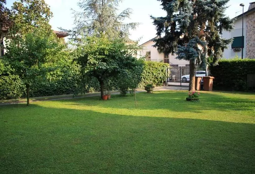ペンション Appartamento Degli Alfieri