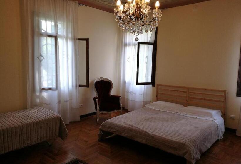 بنسيون Appartamento Degli Alfieri