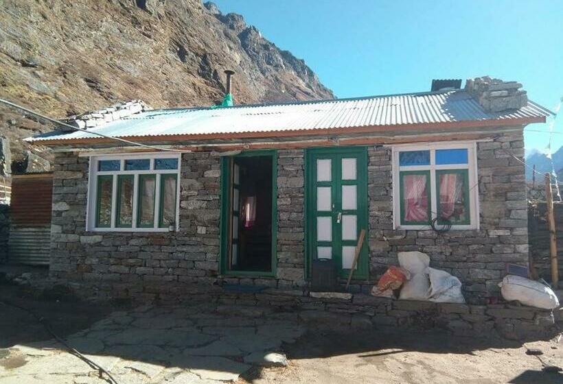 پانسیون Me Very Happy Guesthouse