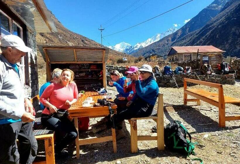 پانسیون Me Very Happy Guesthouse