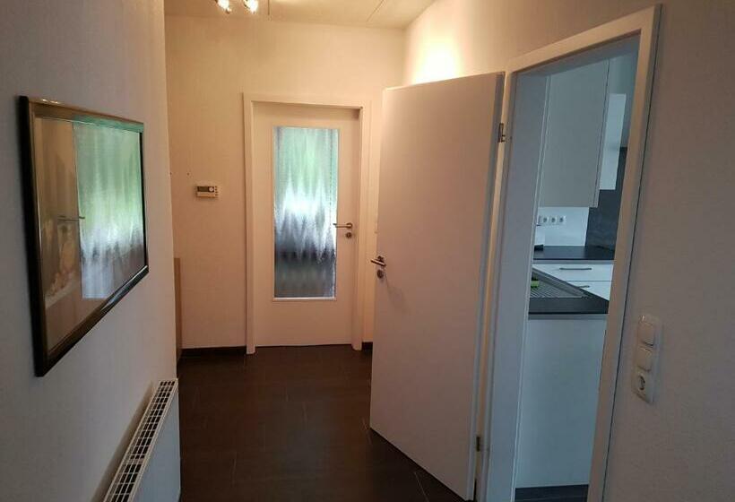 פנסיון Monteurzimmer Jusy