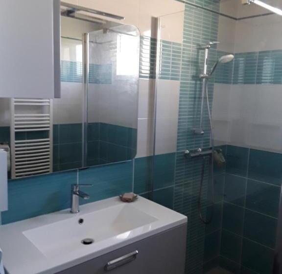 פנסיון Petite Suite Sympa Avoine