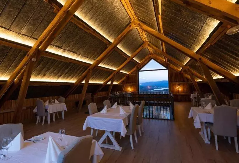 Lomakeskus Aurora Borealis Observatory