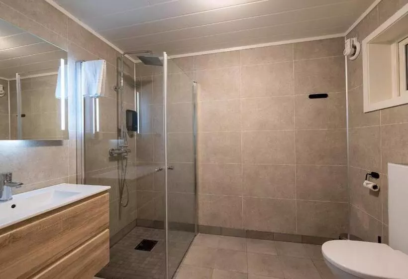 Lomakeskus Aurora Borealis Observatory