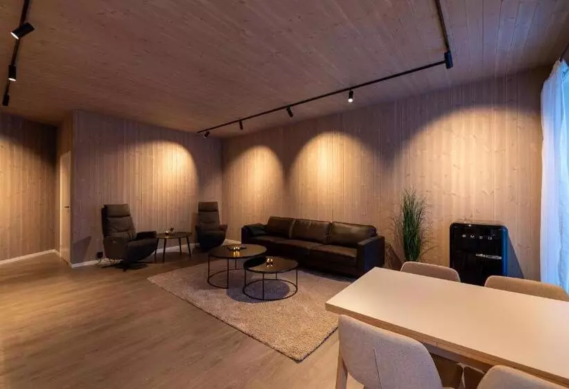 Lomakeskus Aurora Borealis Observatory